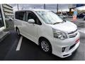 2012 Toyota Noah