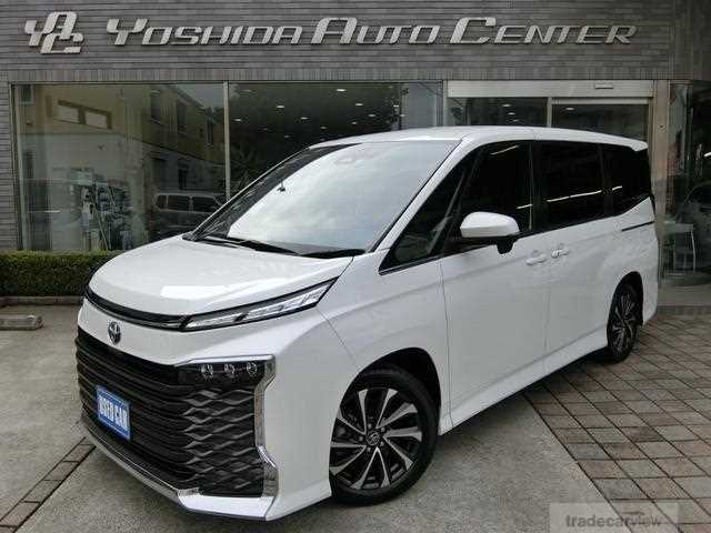 2022 Toyota Voxy