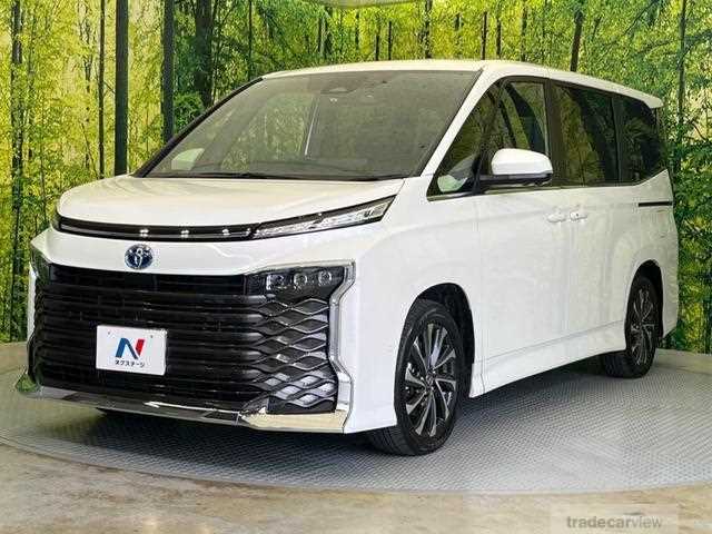 2024 Toyota Voxy