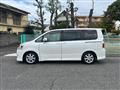 2007 Toyota Noah