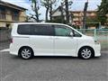 2007 Toyota Noah