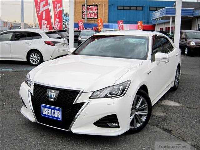 2017 Toyota Crown