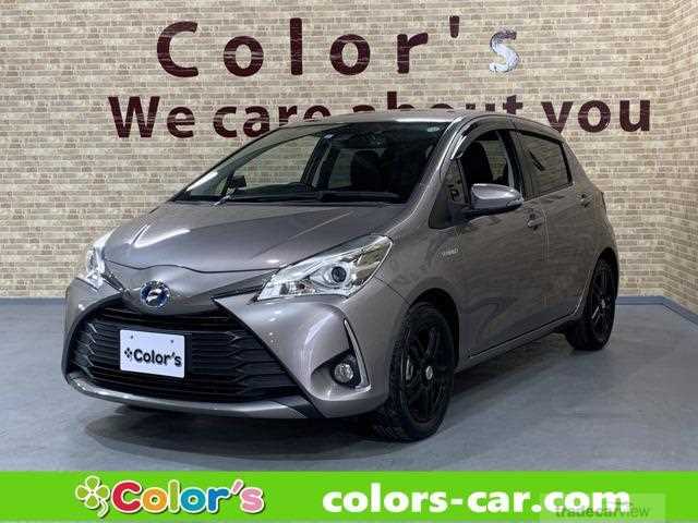 2017 Toyota Vitz