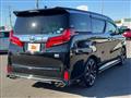 2019 Toyota Alphard Hybrid