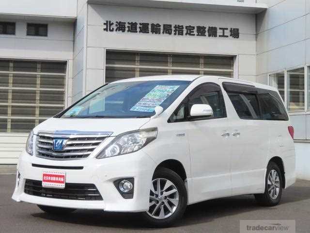 2013 Toyota Alphard Hybrid