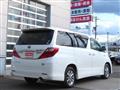 2013 Toyota Alphard Hybrid