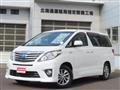 2013 Toyota Alphard Hybrid