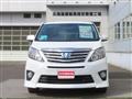 2013 Toyota Alphard Hybrid