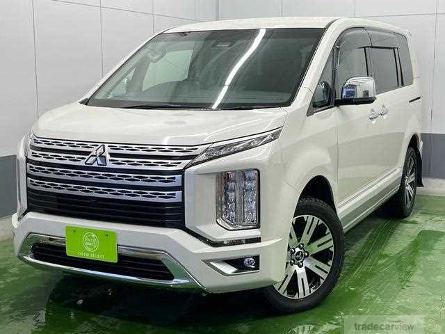 2020 Mitsubishi Delica D5