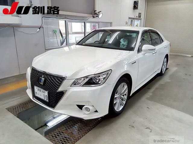 2014 Toyota Crown