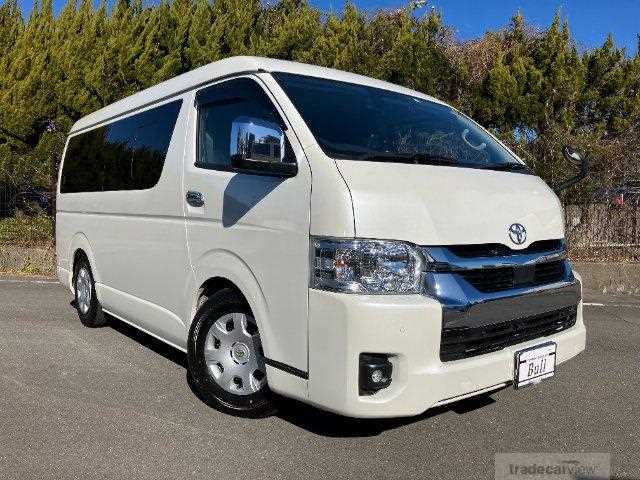 2022 Toyota Hiace Wagon