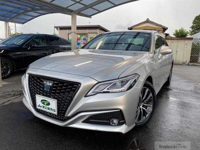 2019 Toyota Crown