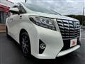 2016 Toyota Alphard Hybrid