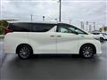 2016 Toyota Alphard Hybrid