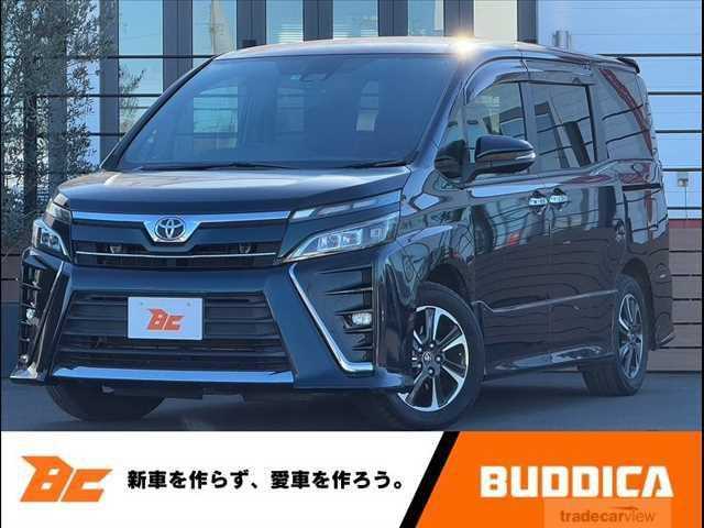 2017 Toyota Voxy