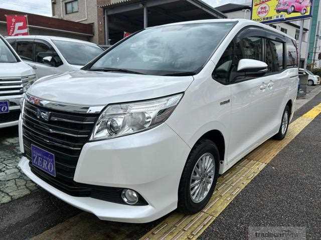 2015 Toyota Noah