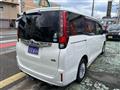 2015 Toyota Noah