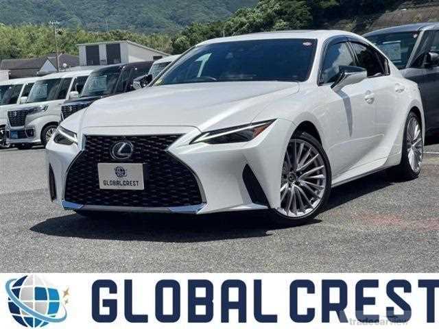 2023 Lexus IS