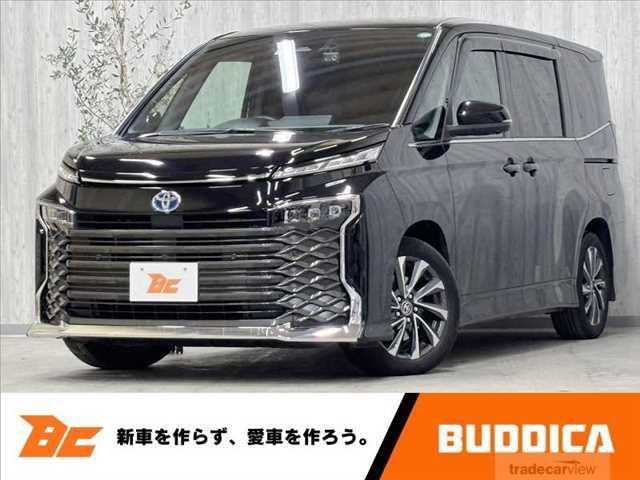 2023 Toyota Voxy