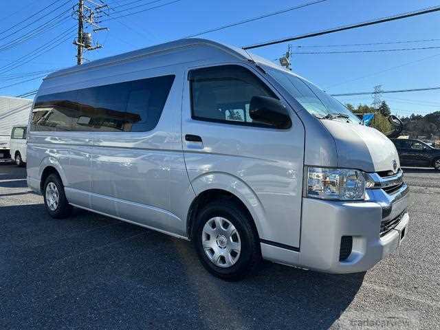 2015 Toyota Hiace Van