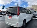 2015 Toyota Noah