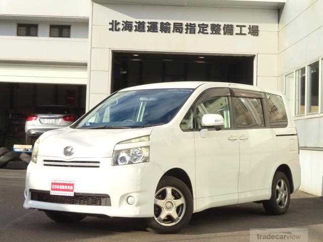 2007 Toyota Voxy