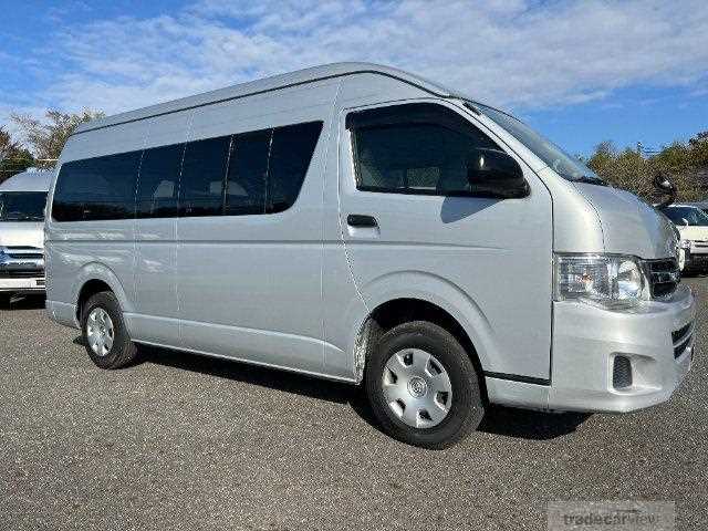 2011 Toyota Hiace Van