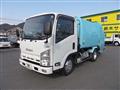 2013 Isuzu Elf Truck