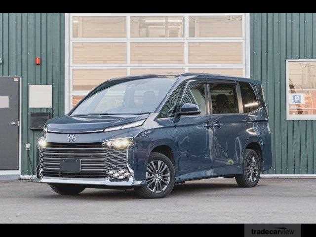 2022 Toyota Voxy