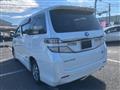 2014 Toyota Vellfire