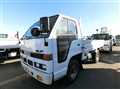 2025 Isuzu Elf