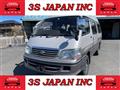 2000 Toyota Hiace