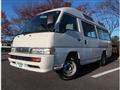 2000 Nissan Caravan