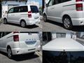 2005 Toyota Noah