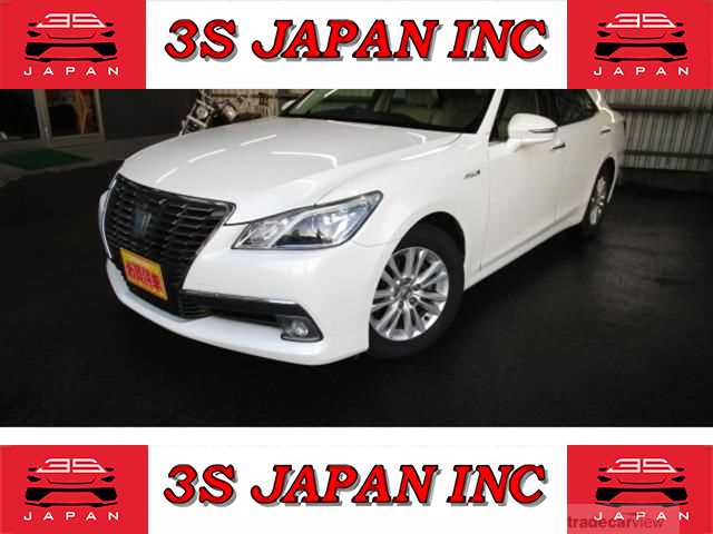 2014 Toyota Crown Royal Series