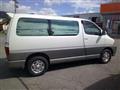 2001 Toyota Grand Hiace