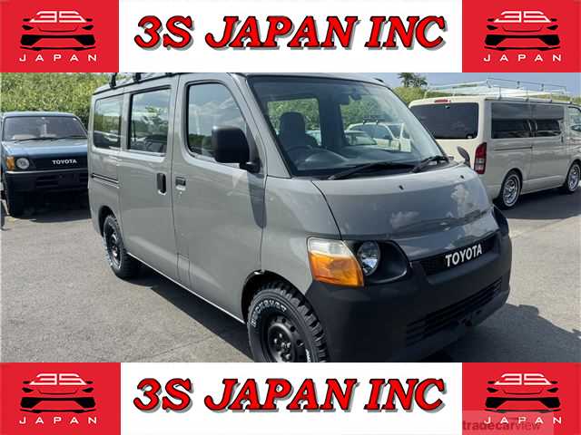 2011 Toyota Liteace Van