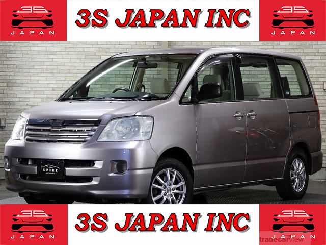 2003 Toyota Noah