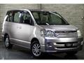 2003 Toyota Noah