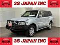 2004 Mitsubishi Pajero