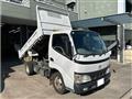 2004 Toyota Dyna Truck