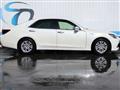 2013 Toyota Crown Royal Series