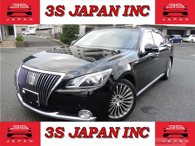 2014 Toyota Crown Majesta