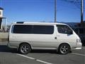 2000 Toyota Hiace