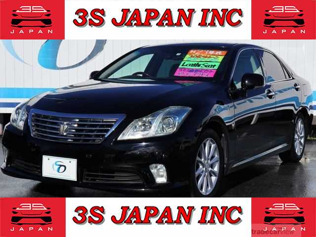 2011 Toyota Crown Royal Series