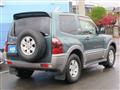 2006 Mitsubishi Pajero