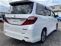 2014 Toyota Alphard