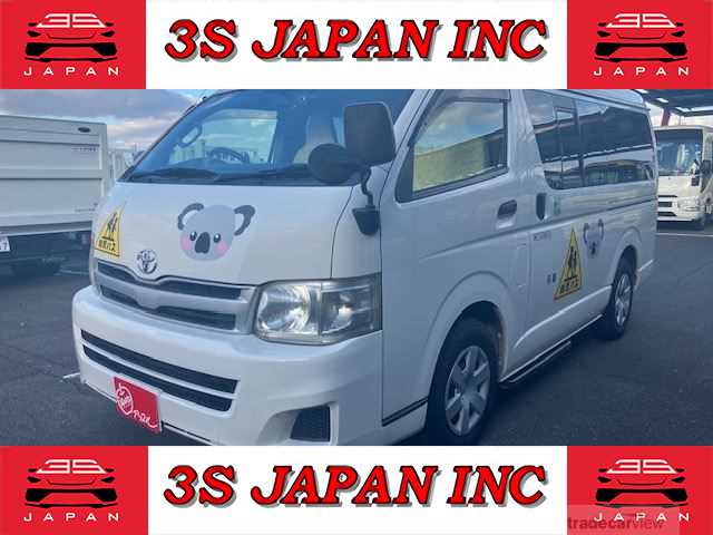 2013 Toyota Hiace