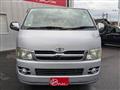 2004 Toyota Hiace