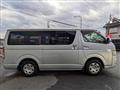 2004 Toyota Hiace